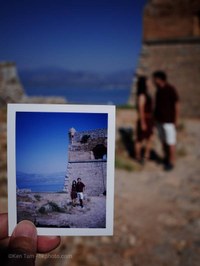 Engagement portrait photography in Greece